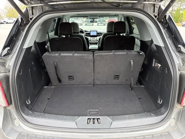 Used 2023 Gray Ford XLT image 18
