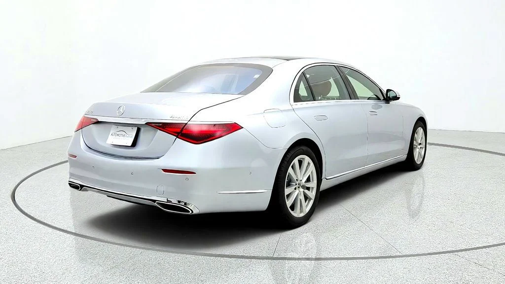 Used 2026 Cirrus Silver Metallic Mercedes-Benz S 580 4MATIC® Sedan w/ Nappa Leather & Wood Trim image 5