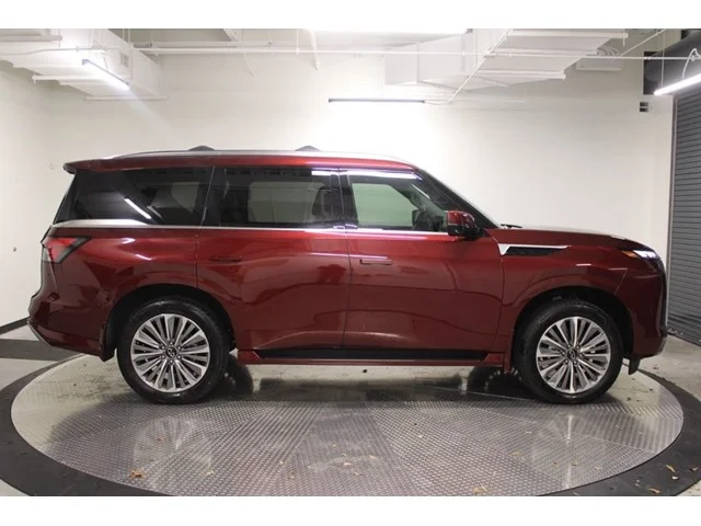New 2025 COULIS RED INFINITI Sensory 4WD image 8