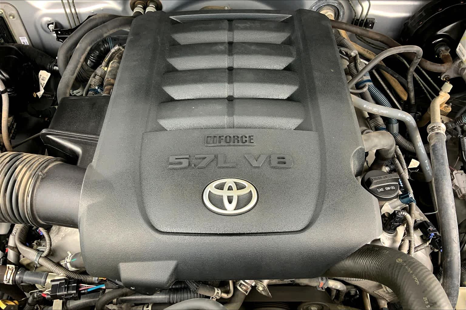 Used 2016 Silver Sky Metallic Toyota SR5 image 31