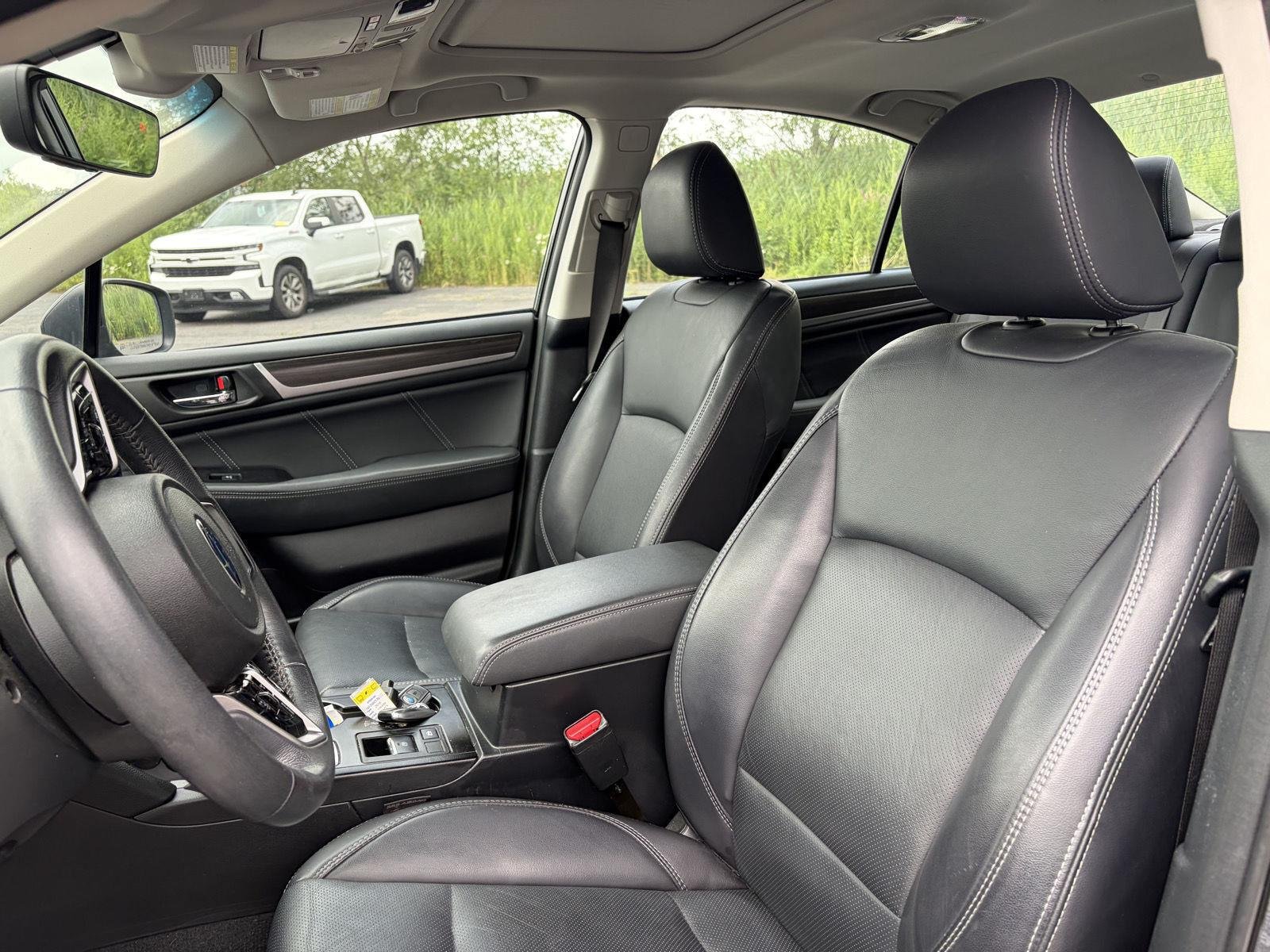 Used 2018 Crystal Black Silica Subaru Limited image 4