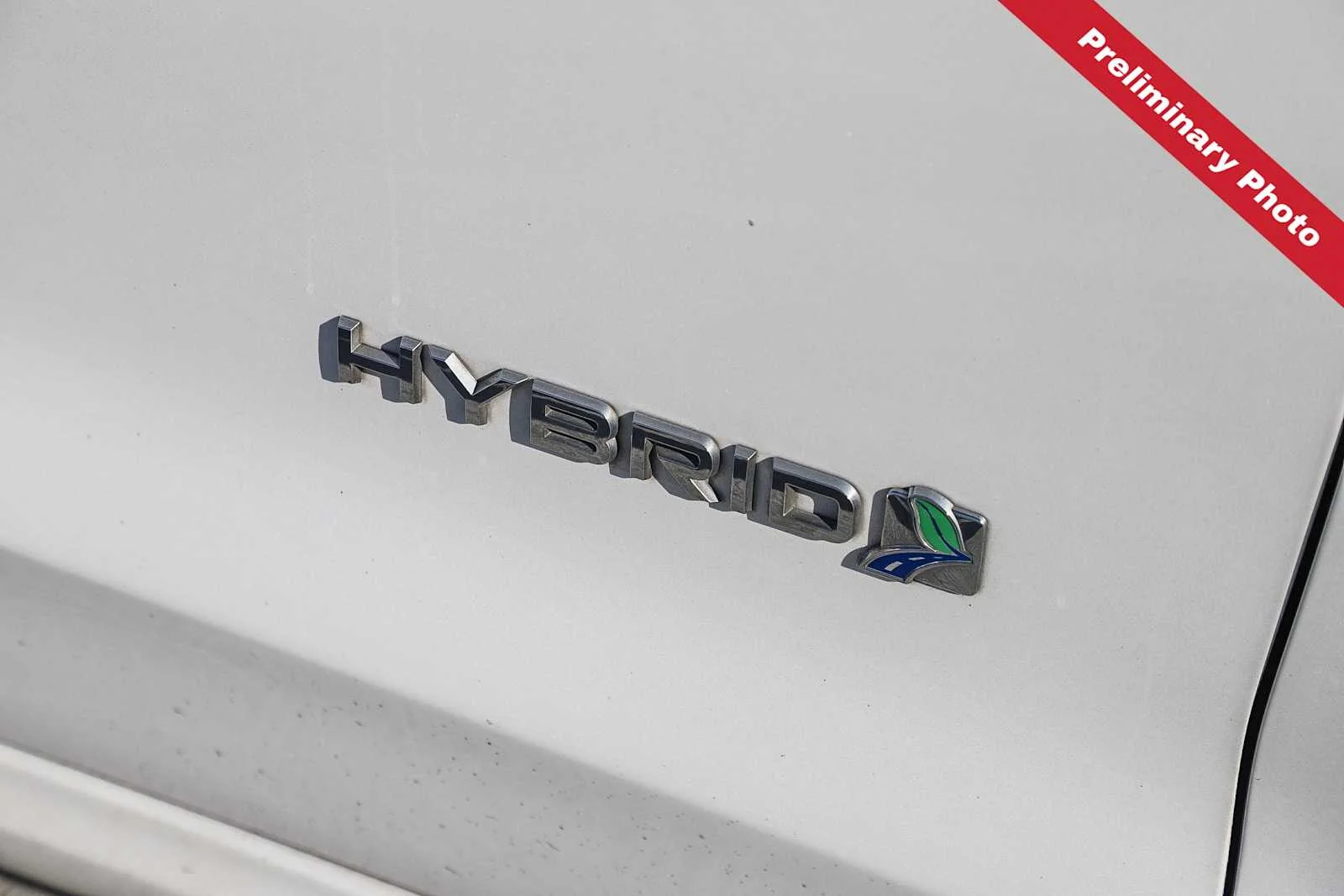 Used 2019 White Platinum Metallic Tri-Coat Ford SEL image 6