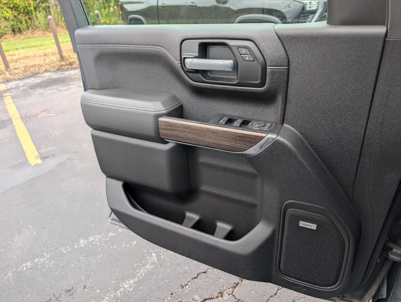 Used 2021 Shadow Gray Metallic Chevrolet RST image 9