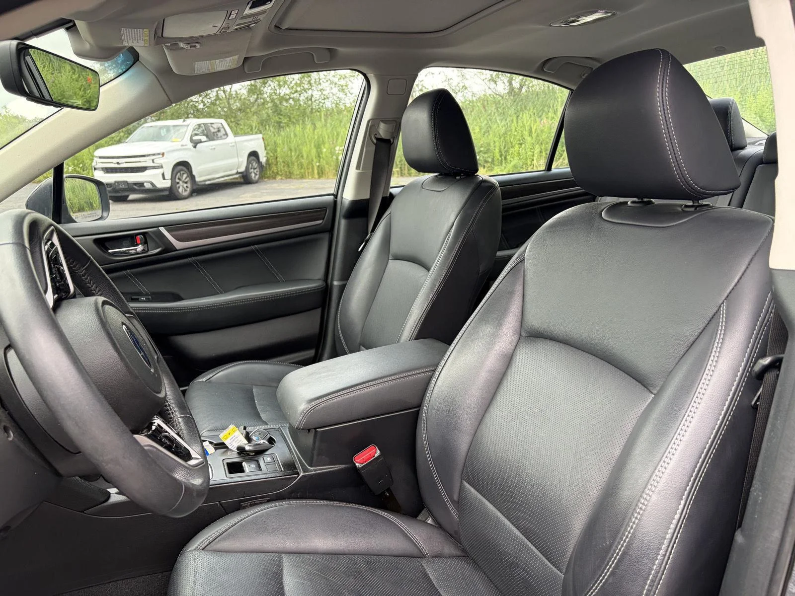 Used 2018 Crystal Black Silica Subaru Limited image 4