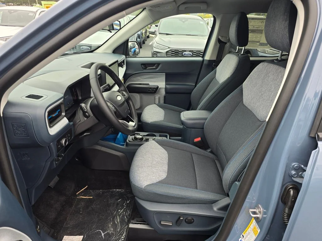 New 2025 Azure Gray Metallic Tri-Coat Ford XLT image 16