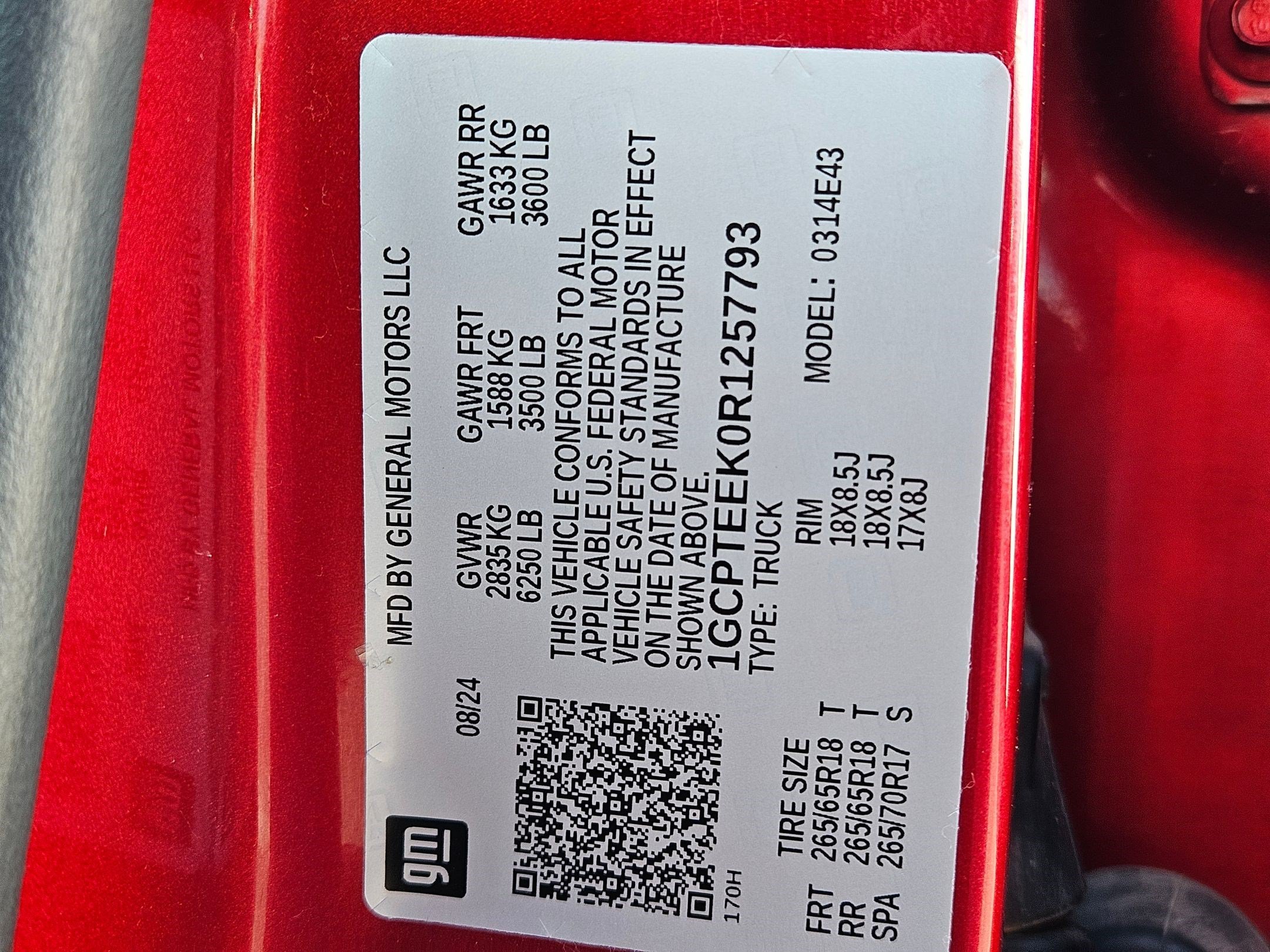Used 2024 Radiant Red Chevrolet 4WD Trail Boss image 33