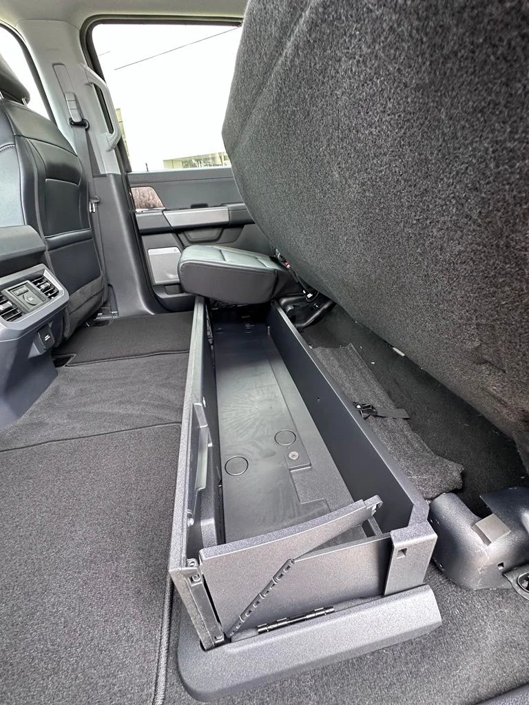 New 2026 Marsh Gray Ford Lariat image 27