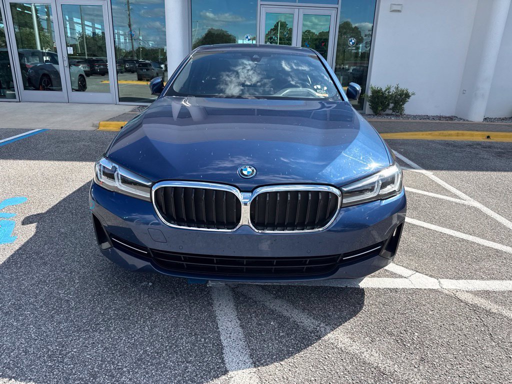 Used 2023 Blue BMW 530e iPerformance image 5