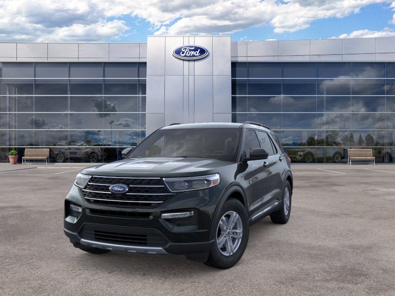 New 2024 Forged Green Metallic Ford XLT image 2