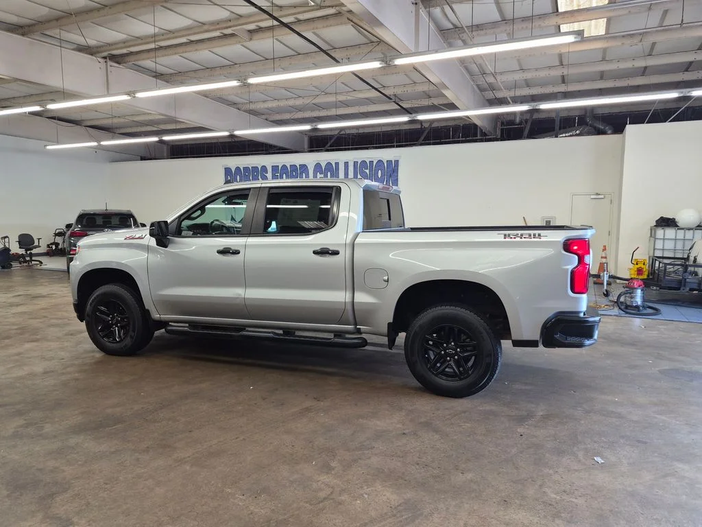 Used 2019 Silver Ice Metallic Chevrolet LT Trail Boss image 5