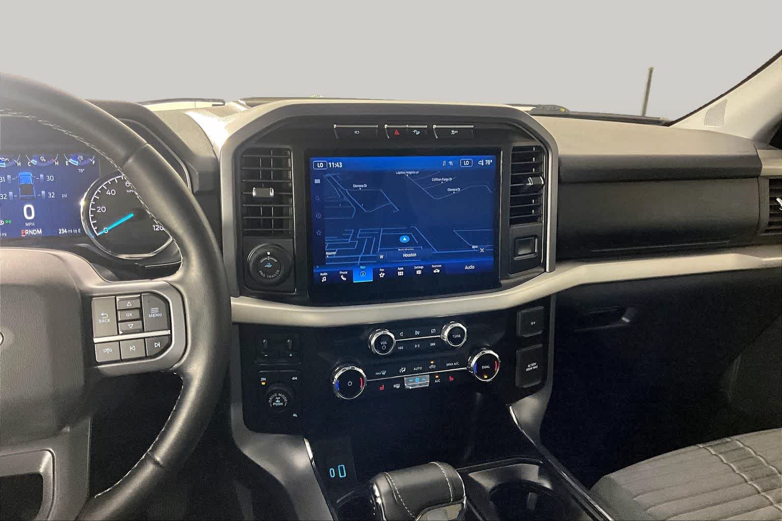Used 2023 Area 51/Agate Black Ford XLT image 7