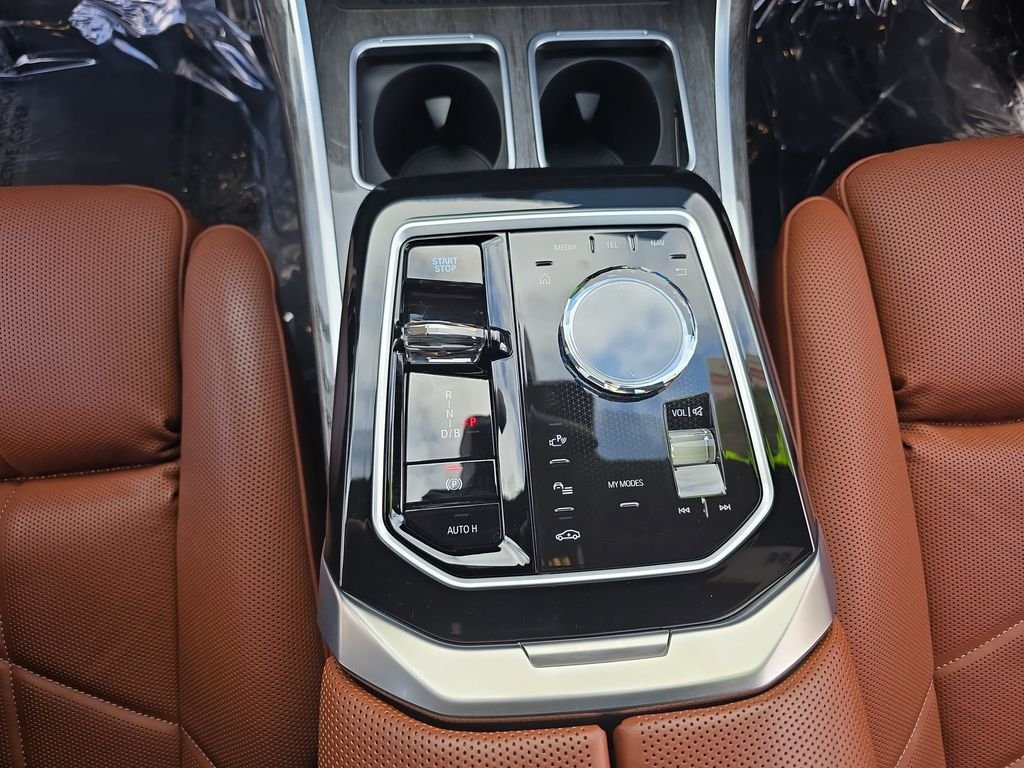 Used 2025 Black BMW eDrive50 image 29