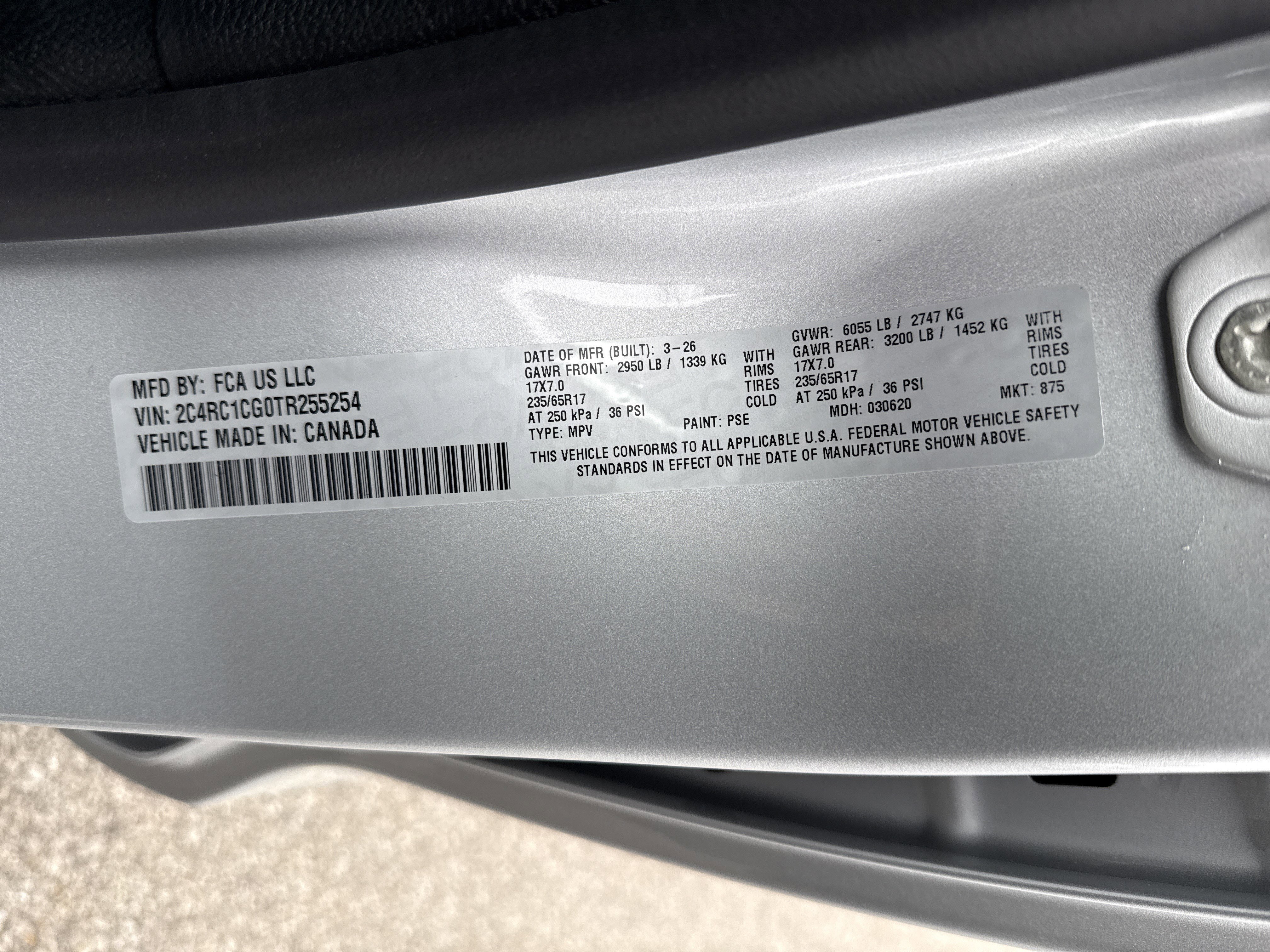 New 2026 Silver Mist Clear-Coat Exterior Paint Chrysler LX image 34