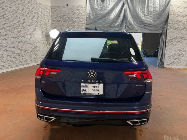 Used 2022 Blue Volkswagen 2.0T SEL R-Line image 4
