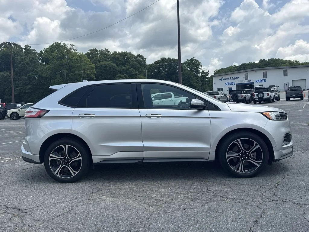 Used 2019 Silver Ford ST image 8