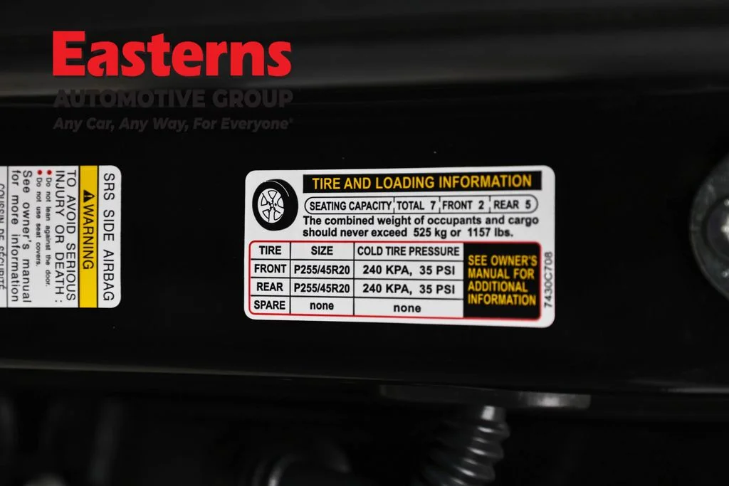 Used 2025 Black Mitsubishi SE image 35
