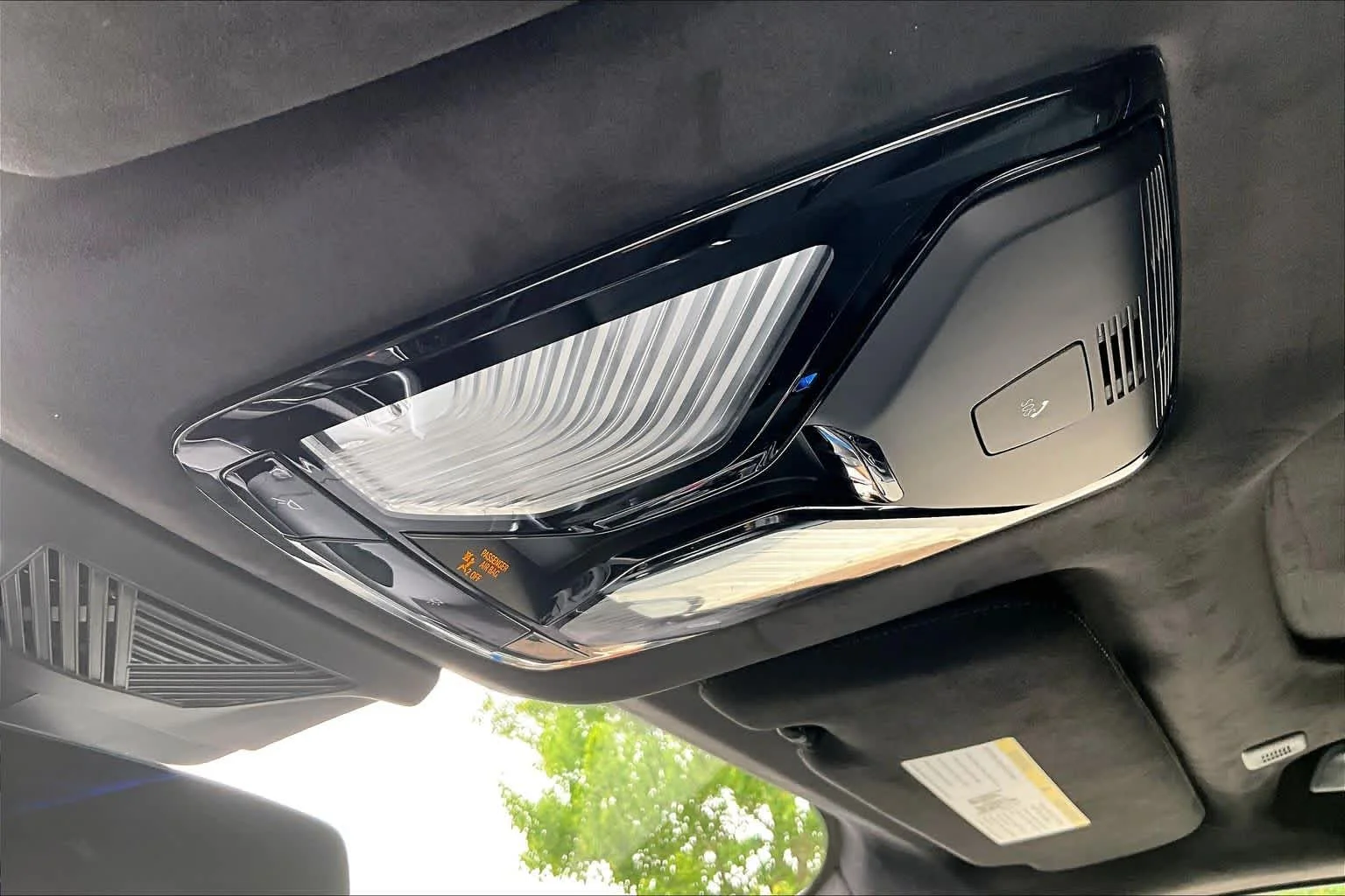 Used 2024 Black Sapphire Metallic BMW  image 38