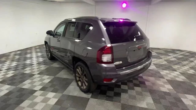 Used 2016 Gray Jeep Sport image 9