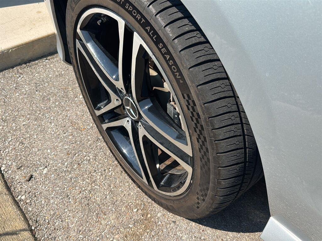 Used 2018 Iridium Silver Metallic Mercedes-Benz AMG® GLE 43 image 12