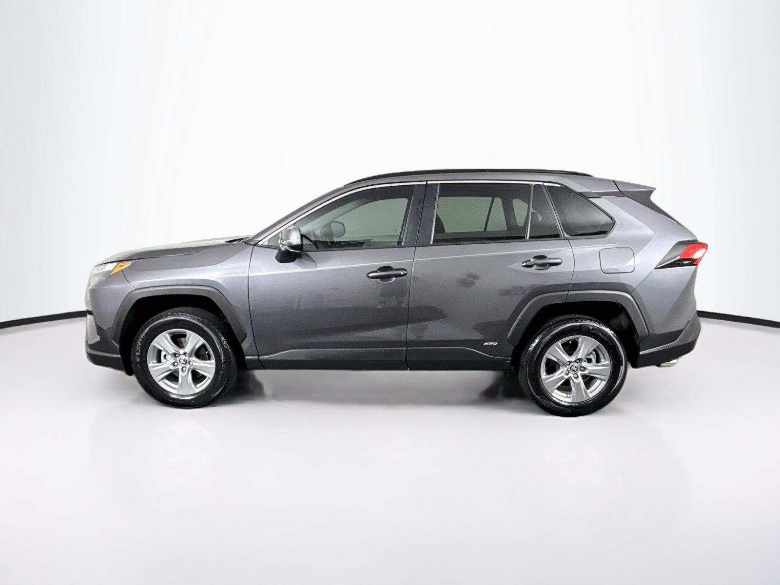 Certified Used 2022 Magnetic Gray Metallic Toyota XLE image 13