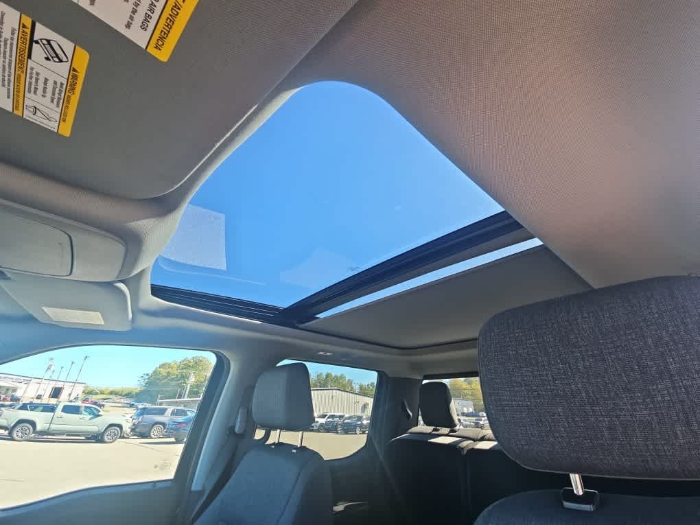 Used 2024 Agate Black Metallic Ford XLT image 5