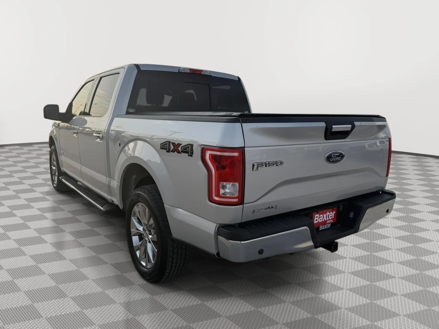 Used 2016 Ingot Silver Metallic Ford XLT image 7