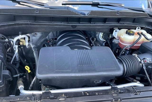 Used 2023 White Chevrolet LT image 35