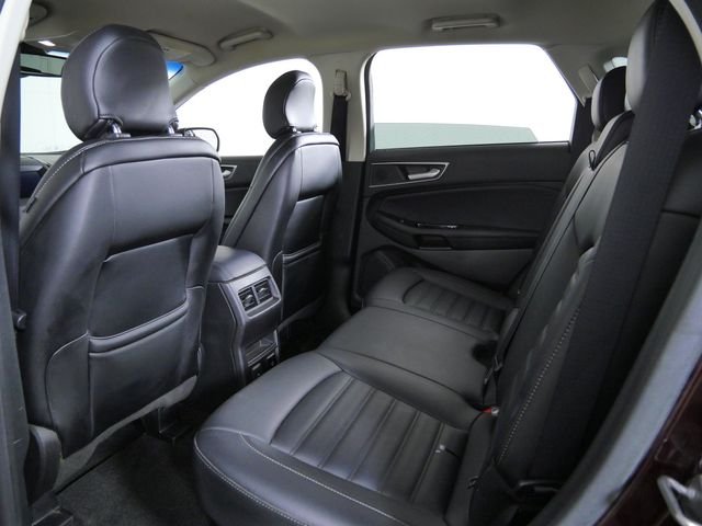 Used 2019 Red Ford SEL image 18