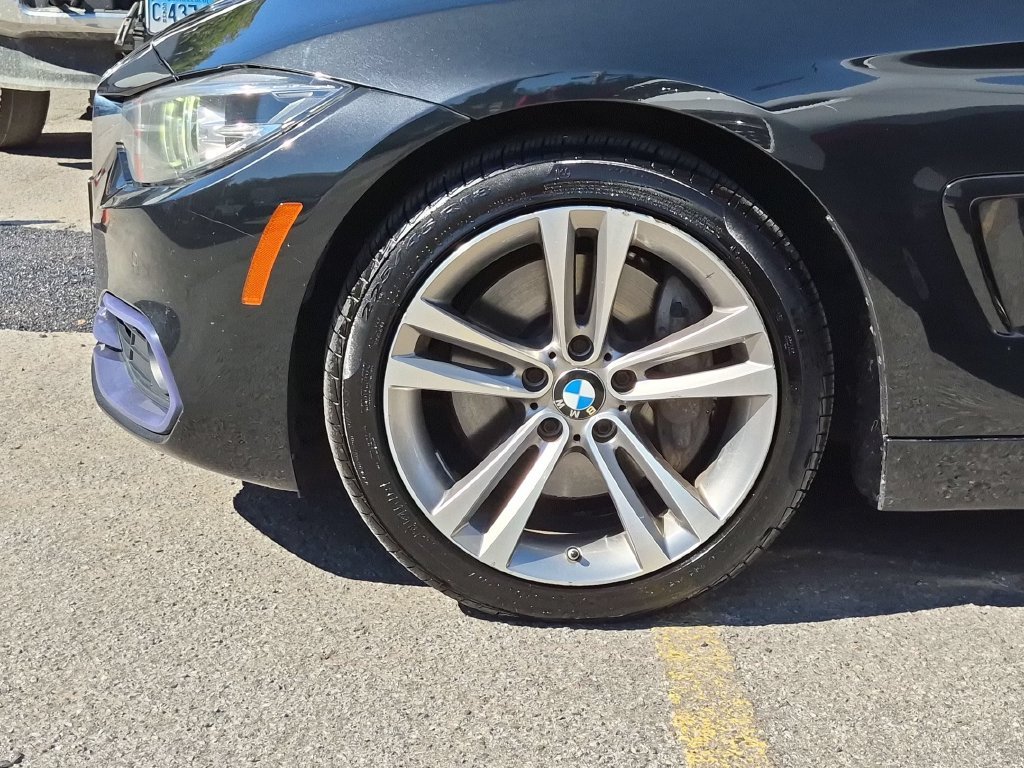 Used 2019 Black BMW 440i xDrive image 25