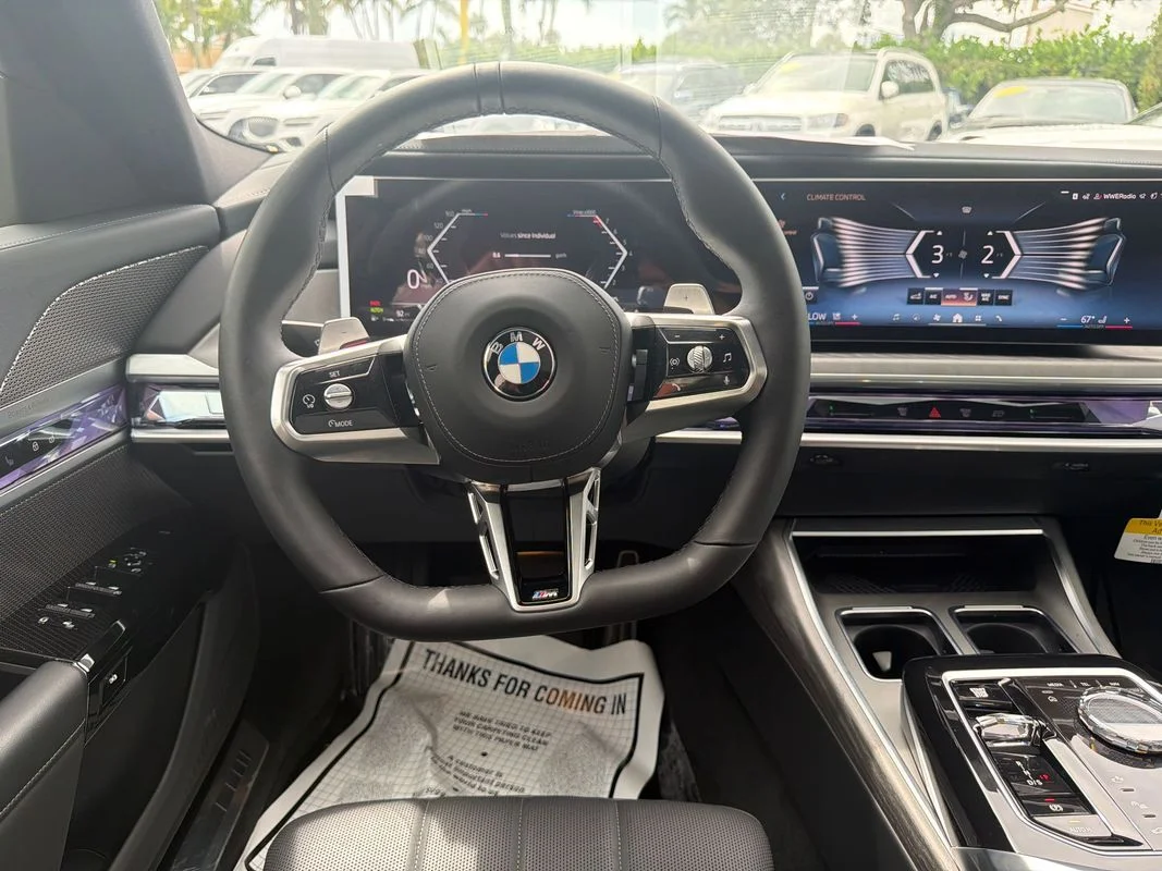 2026 BMW 7 Series 740i - Photo 18