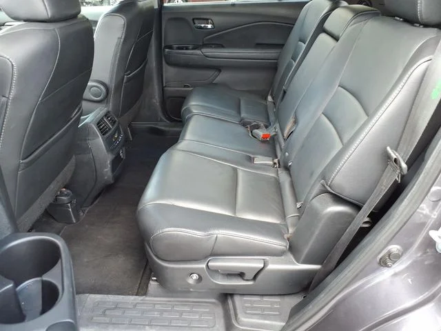 Used 2021 Gray Honda EX-L image 19