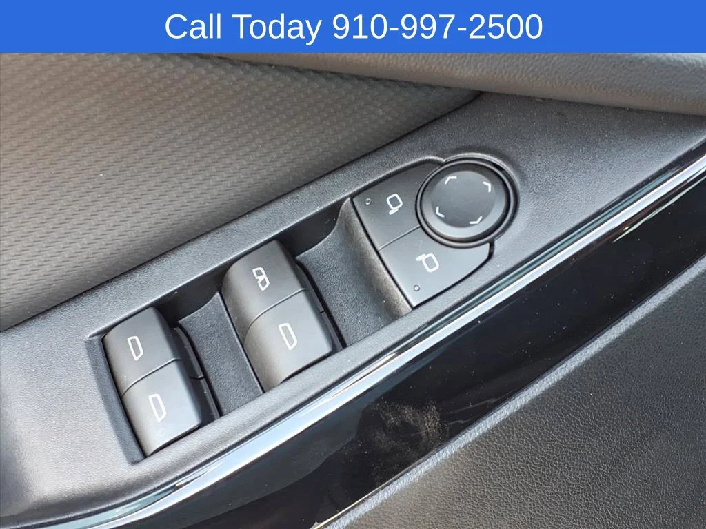 Used 2026 Summit White Chevrolet LT image 12
