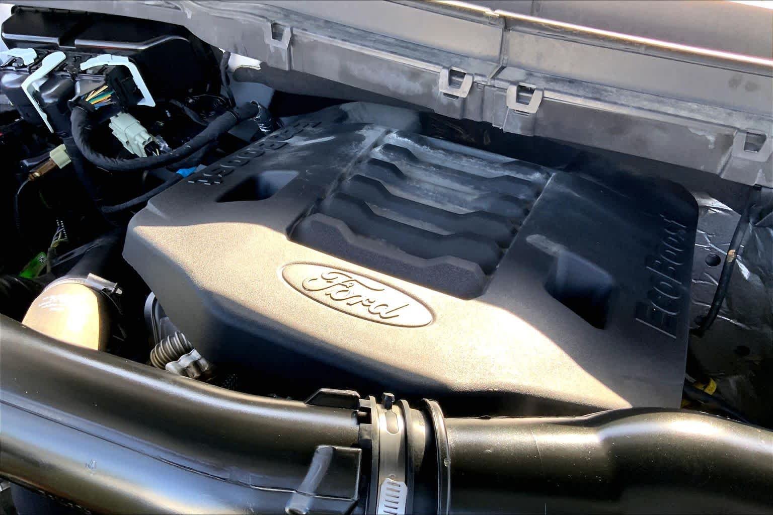 Certified Used 2023 Avalanche Gray Ford Tremor image 27