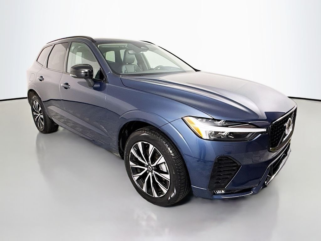 Used 2025 Blue Volvo B5 Core image 7