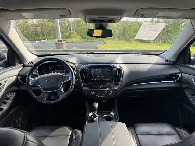 Used 2021 Gray Chevrolet RS image 11