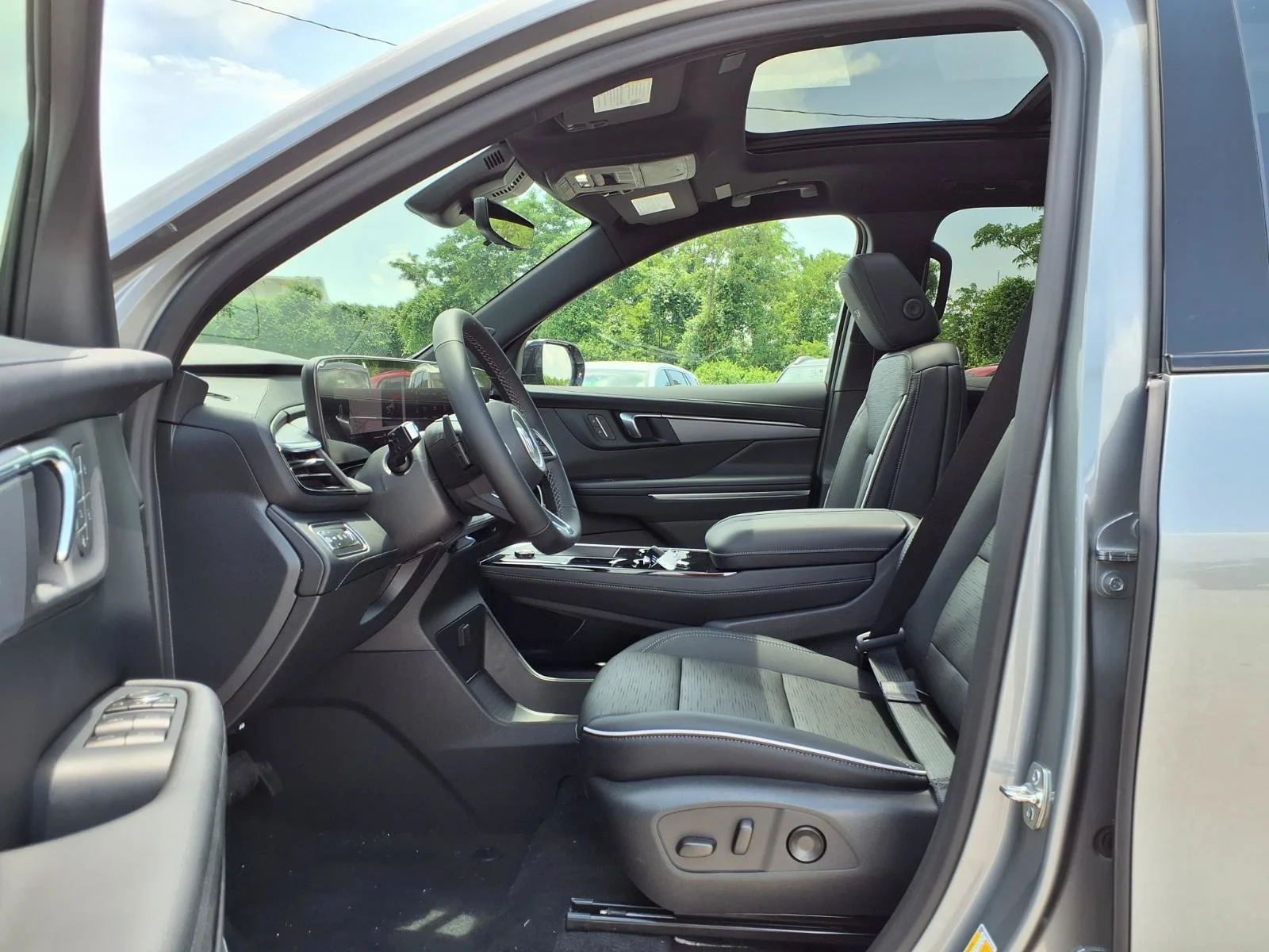 2026 Buick Enclave Sport Touring - Photo 15