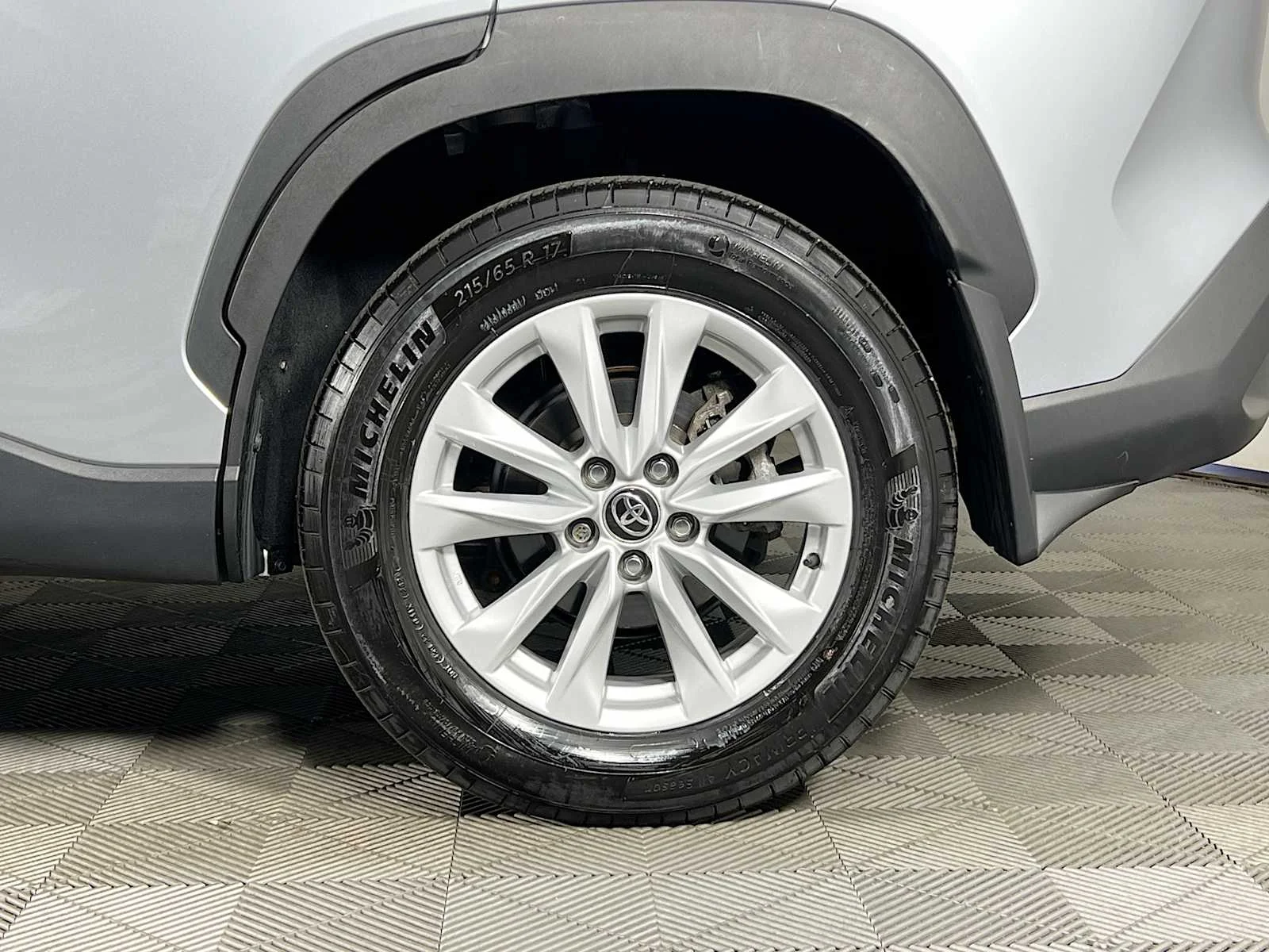 Used 2024 Sonic Silver Toyota LE image 31