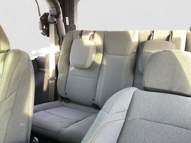 New 2026 Bright White Clearcoat Jeep 2-DOOR SPORT image 14