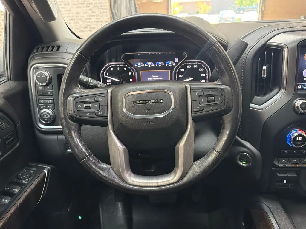Used 2020 White Frost Tricoat GMC Denali image 20