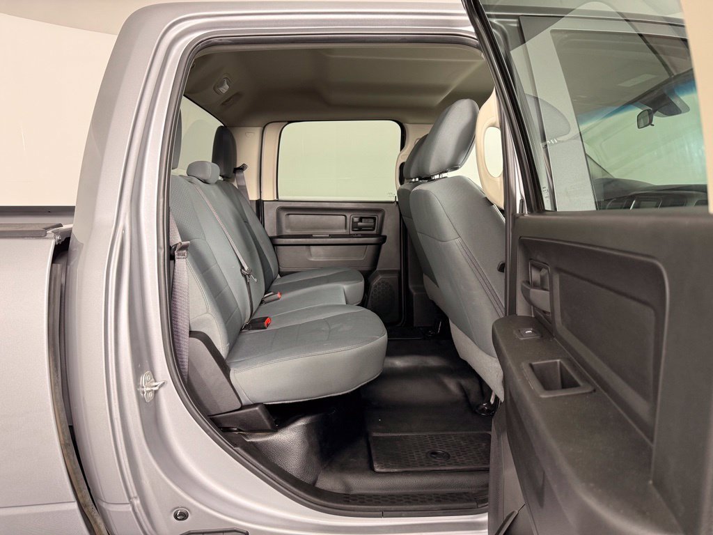 Used 2019 Silver Ram Tradesman image 19