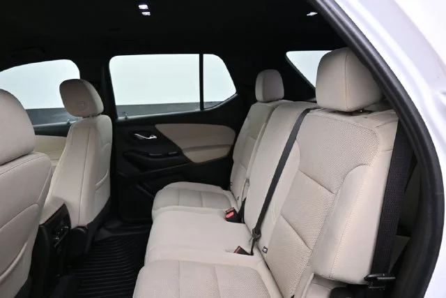 Used 2023 White Chevrolet LS image 17