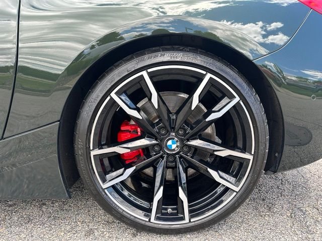 Used 2025 Green BMW sDrive M40i image 10