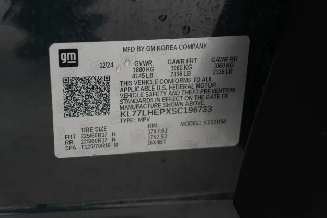 Used 2025 Cypress Gray Chevrolet LT image 38