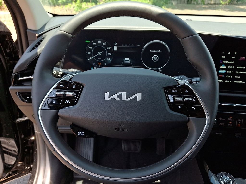 New 2026 Aurora Black Pearl Kia WIND image 9