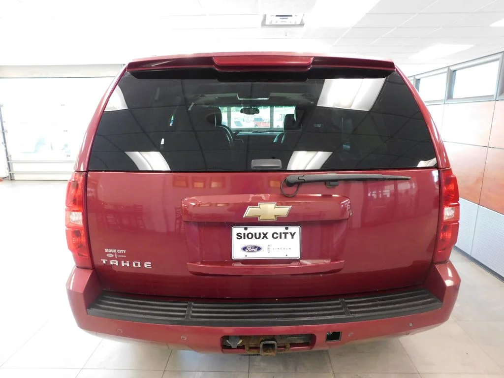 Used 2007 Sport Red Metallic Chevrolet LTZ image 5
