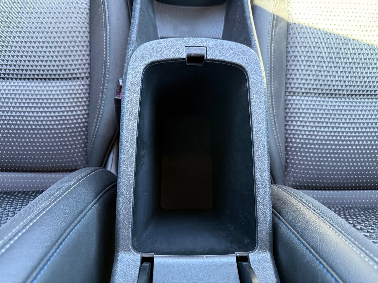 2024 Chevrolet Trax LT - Photo 24