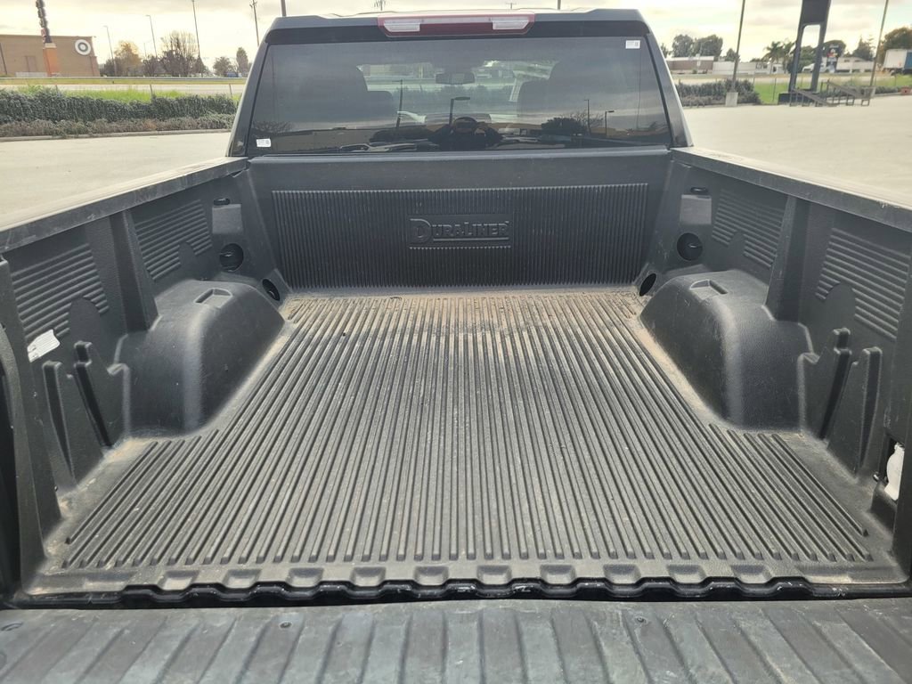 2024 GMC Sierra 1500 SLT - Photo 10