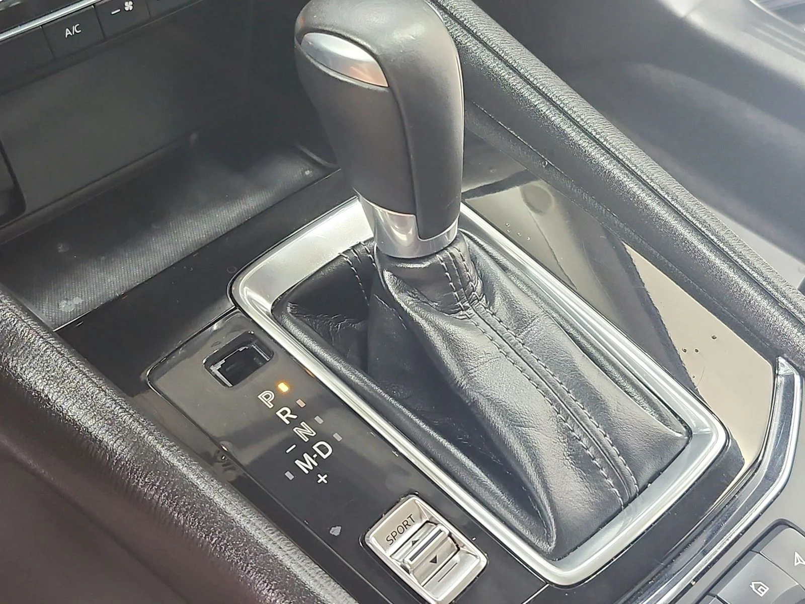 Used 2025 Blue Mazda 2.5 S Preferred Package image 29