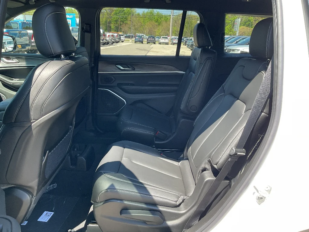 New 2026 Bright White Clearcoat Jeep Limited image 9