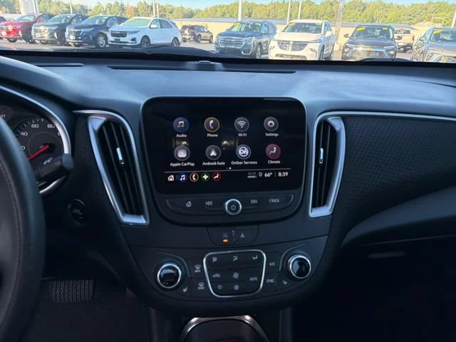 Used 2025 Mosaic Black Metallic Chevrolet 1LT image 24